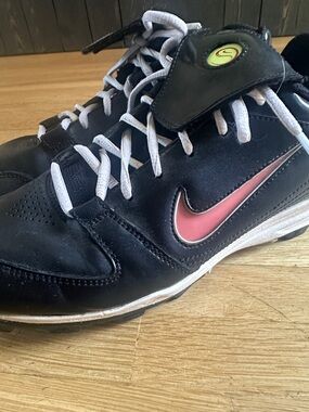 🌸🥎 Nike Women's Softball Cleats